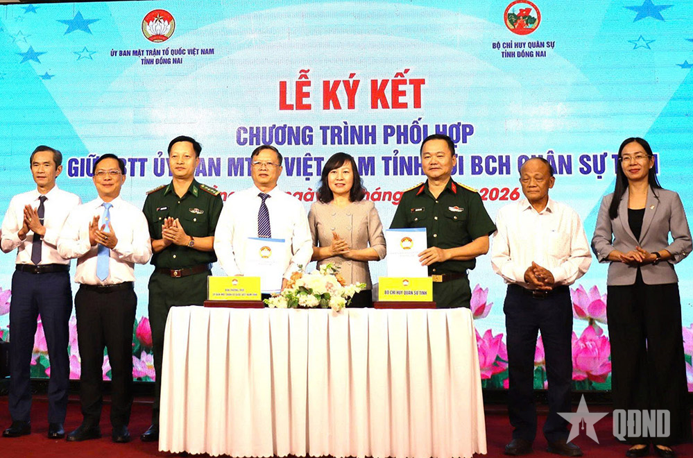 Bộ CHQS tỉnh Đồng Nai và Ban Thường trực Ủy ban MTTQ Việt Nam tỉnh ký kết phối hợp hoạt động